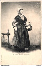 20202 cpa 36 La Châtre - Paysanne Berrichonne