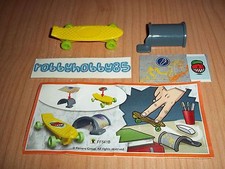 FF541 B Skateboard Jaune (Avec 1 Autocollant) + bpz Kinder Merendero Joy Italie