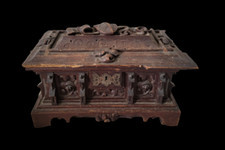 Grand COFFRE TAHAN Paris 19ème Bois sculpté 4.7K ébeniste attitréde Napoléon III