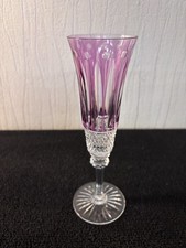 Flûte à champagne violette