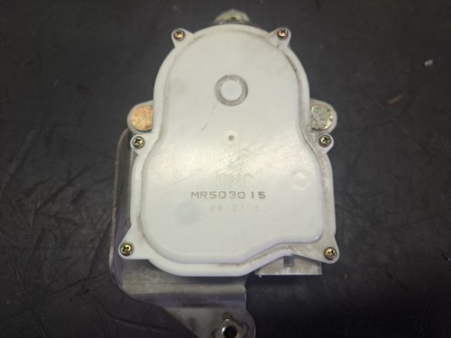 Moteur hayon mitsubishi - moteur, pajero
