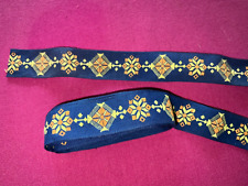 Ancien galon  brodé pour