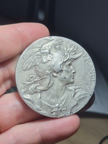 138 medaille bottee - 138-2,