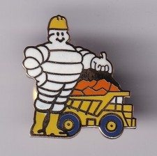 RARE PINS PIN'S .. AUTO CAR