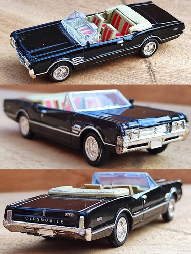 Oldsmobile 4 2 1966 - 1/43, 4-4-2