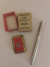  Plus petite bible au monde - Très Bon État - Complète - Collection