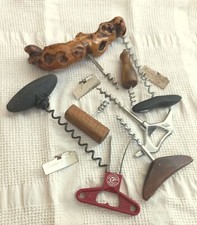 8 TIRES BOUCHONS ANCIENS