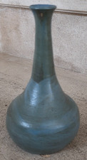 vase soliflore en grès signé