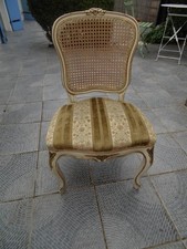 petite chaise de style