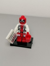 Deadpool minifigure From