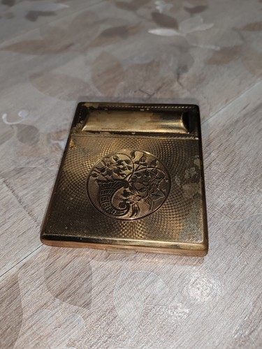 Ancien poudrier doré motif - ancien, au
