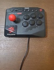 Manette MadCatz Street Fighter