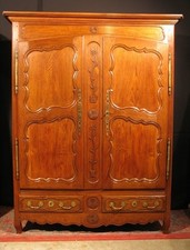 ANCIENNE ARMOIRE LORRAINE EN CHÊNE DU 19 é 3 étagères ou penderie