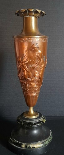 Vase très ancien xviii - très,