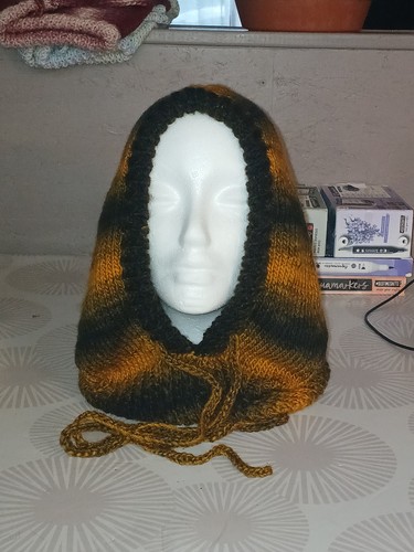 Cagoule laine fait main - fait,