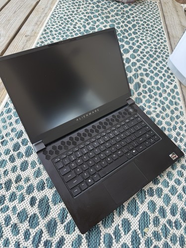 Dell alienware m15 - m15, r7