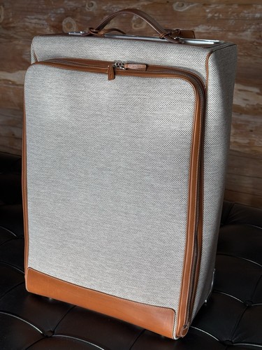 Voyager avec luxe hermès - hermÈs,