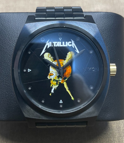 Montre nixon metallica time - montre,