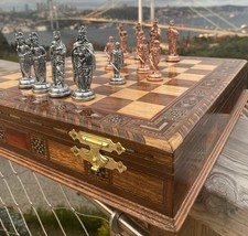 Jeu d'échecs avec rangement