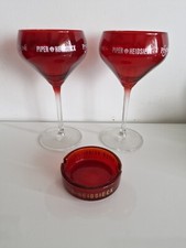 2 verres et cendrier