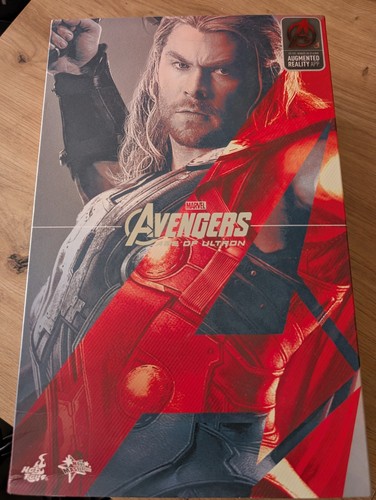 Hot toys thor - hot,