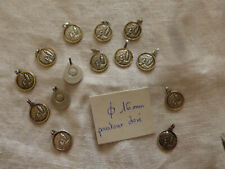 PROMO lot de 14 medailles religieuses GROTTE DE LOURDES + anneaux  pourtour doré