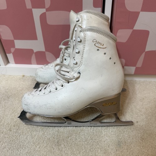 Edea chorus 235c figure skates - chorus,