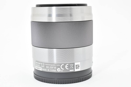 Objectif sony f 1 - mm, f/1,8