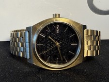 Nixon The Time Teller