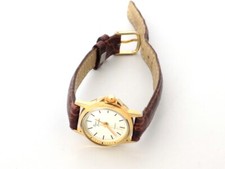 Montre vintage dorée cadran