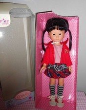 POUPEE CAPUCINE, DE LA