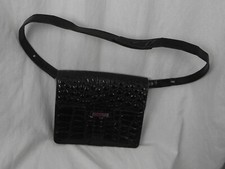 Petit sac en cuir noir façon