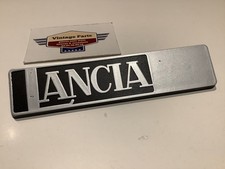 Lancia monogramme insigne
