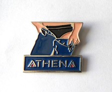 Pin's sous-vêtement homme slip Athena