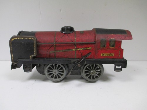 Locomotive vapeur tole a - tole,