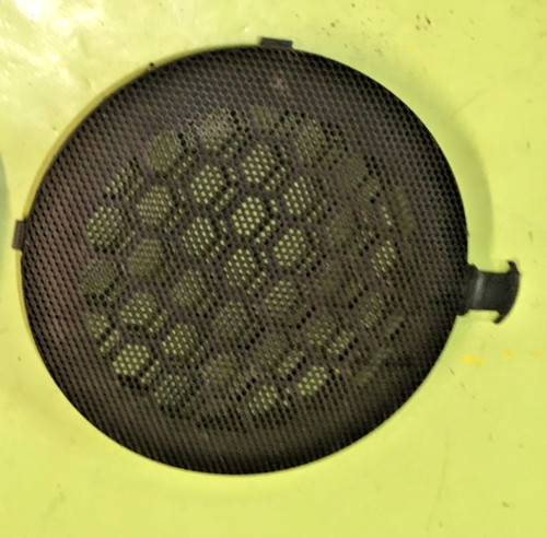 Grille haut parleur - grille, arriere