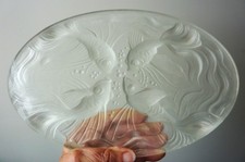 Très beau dessous de plat en verre sablé attribué a Lalique non signé