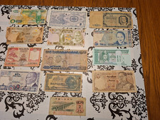 LOT de 25  BILLETS -PAYS DU