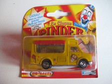VEHICULE MINIATURE DE MARQUE MAJORETTE - CIRQUE PINDER - MARCHAND DE GLACE -