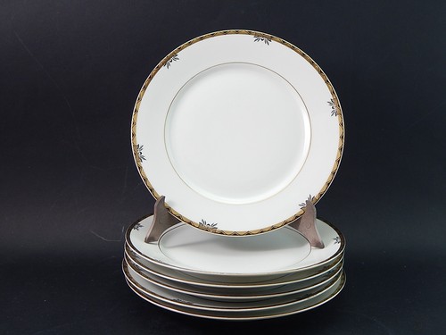 Ancien service assiettes - 6,