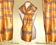 Très jolie étole en SOIE Sauvage coloris jaune soleil - GSSA-3