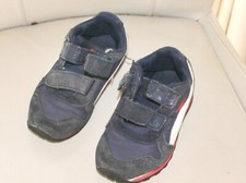 baskets enfant 27,5 PUMA coloris marine - velcro - Bon état