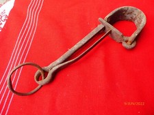 outil ancien crochet de puit