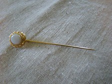 Vintage Gold Tone Hat Pin with