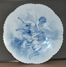 Assiette en porcelaine de Bohême blanche et bleue Fischer et Meig Pirkenhammer