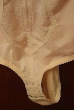 Superbe combiné body gainant 95B sculptant ref1506