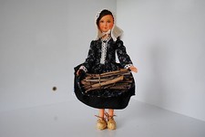(N°8) ANCIENNE POUPEE FOLKLORIQUE DOLL PETITCOLLIN REGION BOURGOGNE
