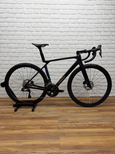 Trek madone gen 8 - 6, medium