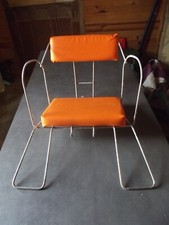 ANCIEN PORTE ENFANT DE PORTE BAGAGE EN FER POUR VELO ORANGE**