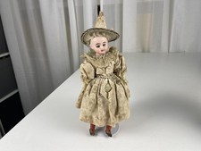 Ancienne poupée de collection